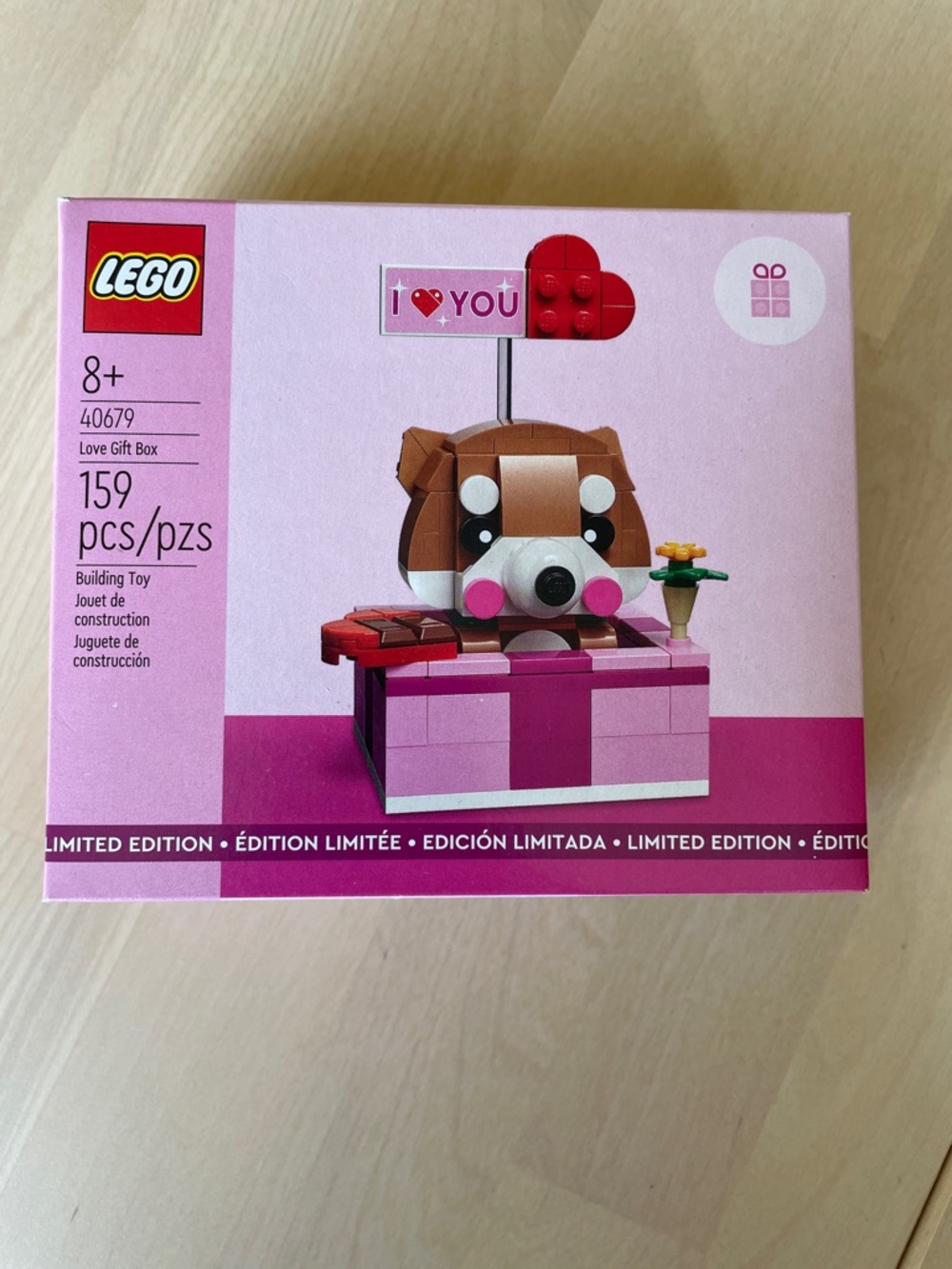 NIB LEGO Seasonal Set 40679 Love Gift Box, gwp